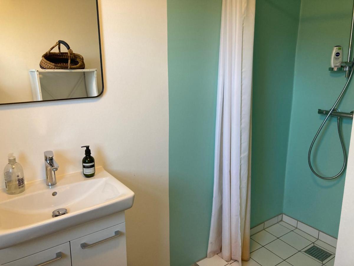 Villa Med Private Vaerelser Delt Badevaerelse/Kokken, Viby Sj. מראה חיצוני תמונה